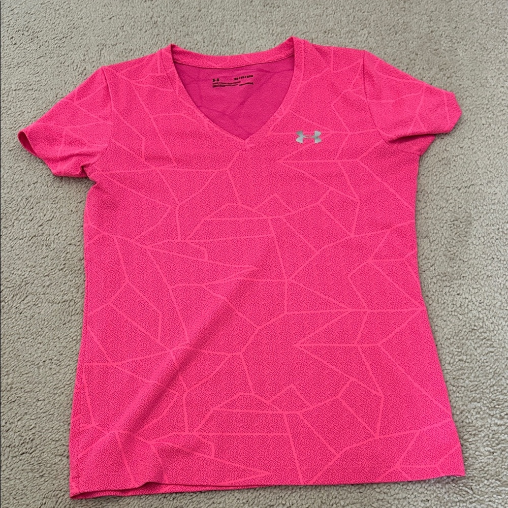 Under Armour Women's Geometric Pink Tee size XS